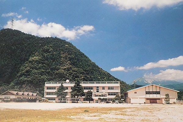 江府中学校