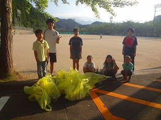250818花火ゴミ拾い (12).jpg